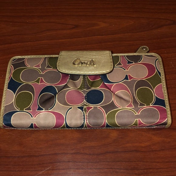 Vintage Multicoloured bifold Coach wallet - Picture 2 of 12